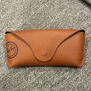 Ray ban case in brand new condition.